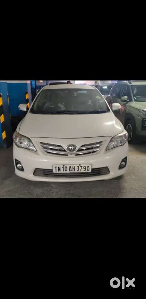 Toyota Corolla Altis 2012