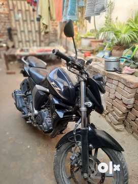 Olx bike 2024 yamaha fz