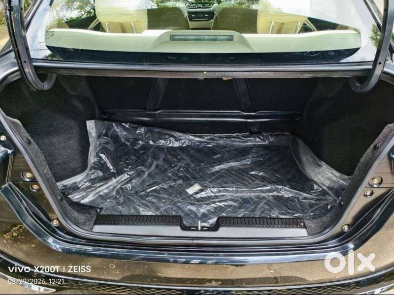 Maruti Suzuki Swift Dzire Zxi+ Mt, 2025, Petrol