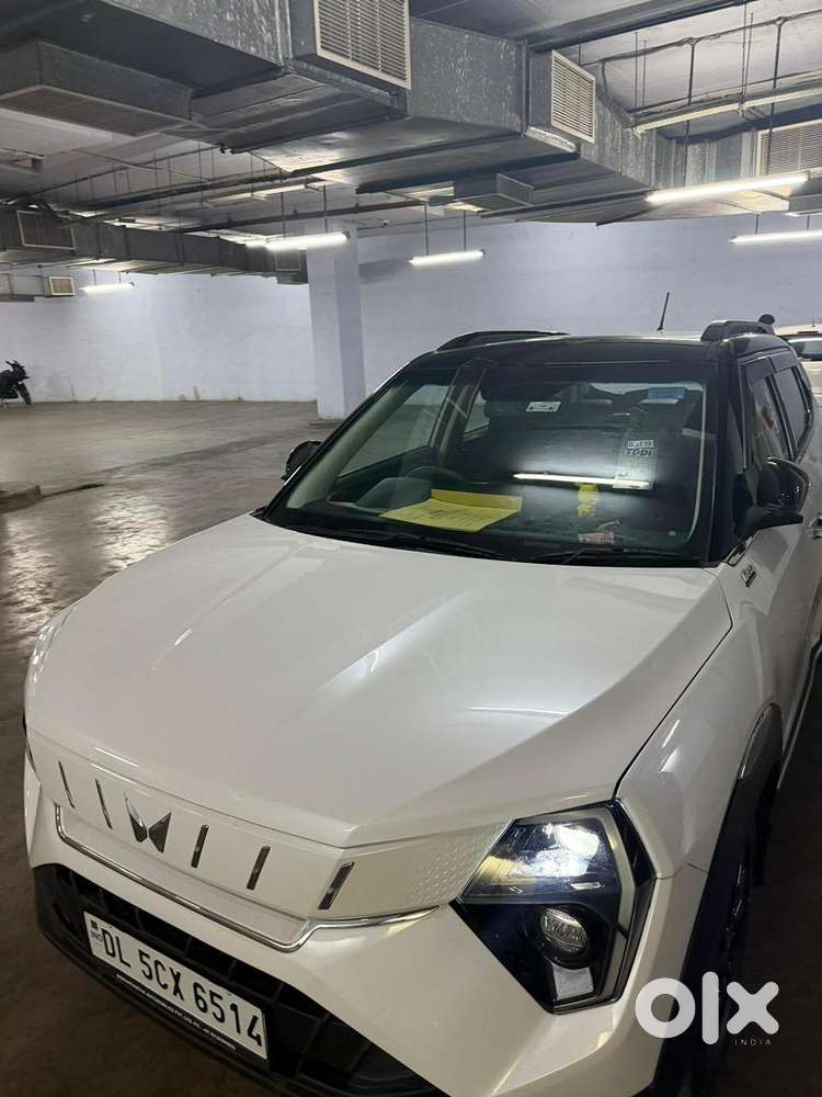 Automatic Mahindra Xuv 3xo 2025 Petrol 6600 Km Driven