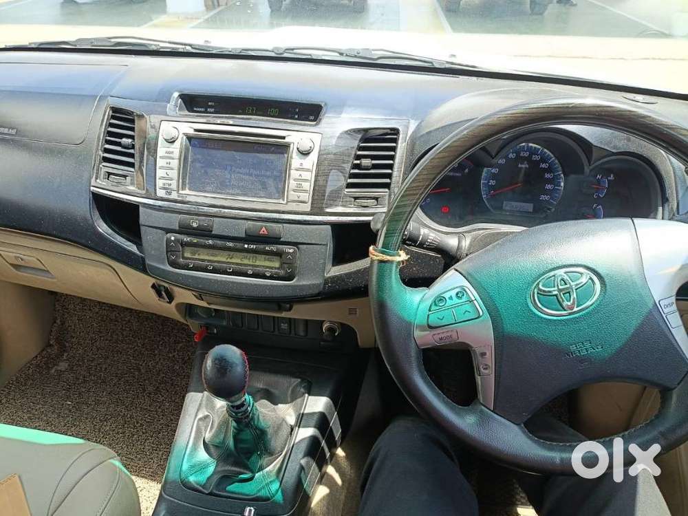 Toyota Fortuner 3.0 4x2 Mt, 2014, Diesel