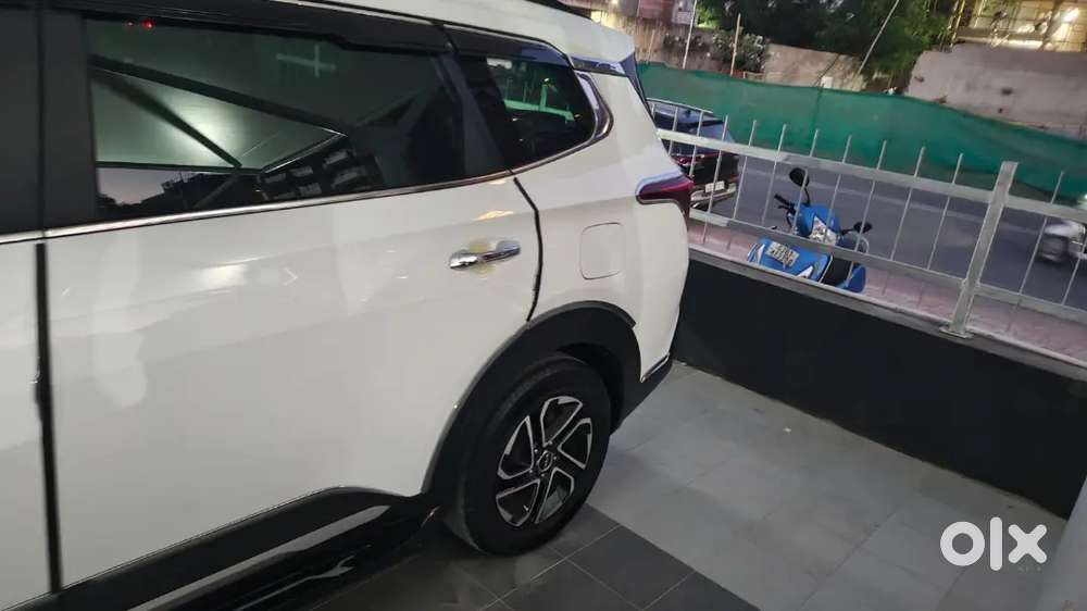 Kia Carens 1.5 Plus 2024