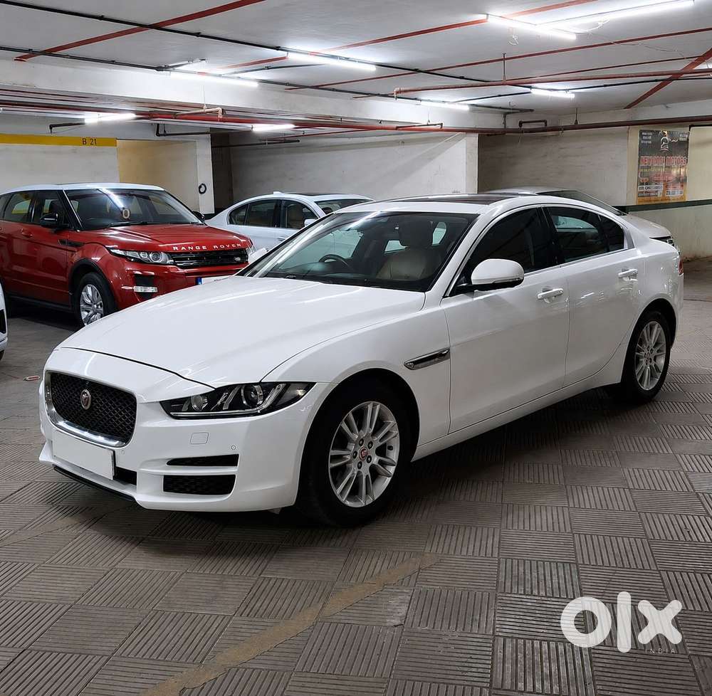 Jaguar Xe Portfolio, 2019, Petrol
