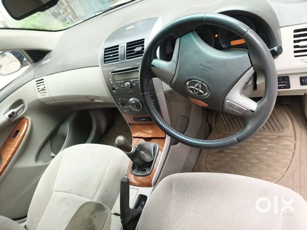 Toyota corolla Atlas 2010 model 2nd owner new condition car HR reg
