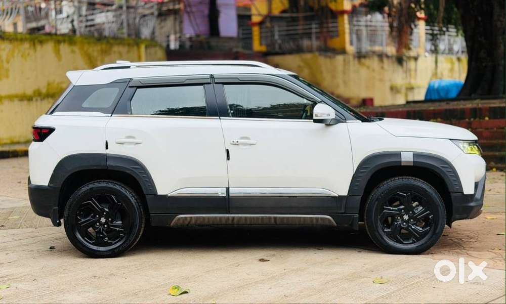 Maruti Suzuki Brezza 1.5 Zxi Cng Dual Tone, 2023, Petrol