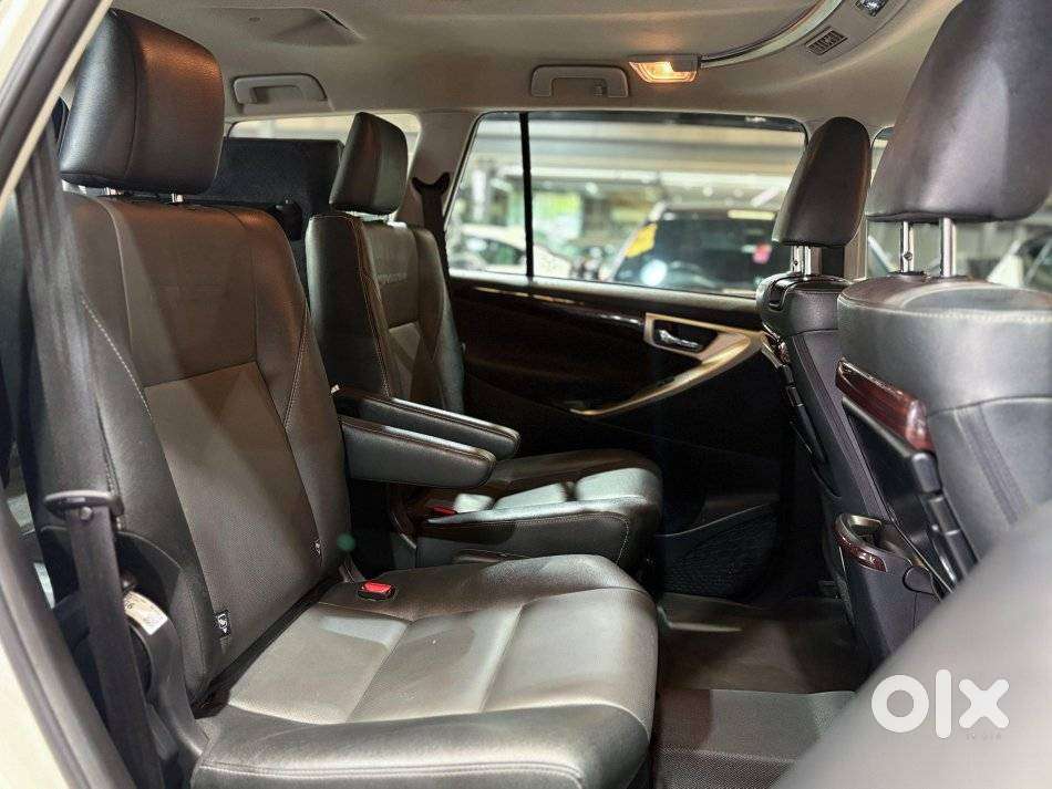 Toyota Innova Crysta 2.4 Z 7 Str, 2025, Diesel
