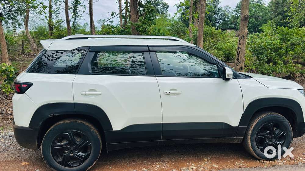 Maruti Brezza Petrol 2023