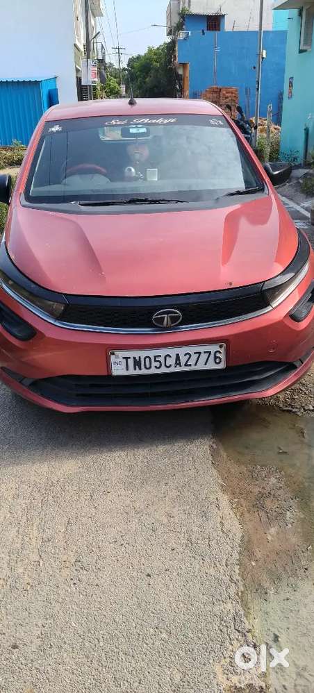 Tata Altroz Xe Petrol 2020