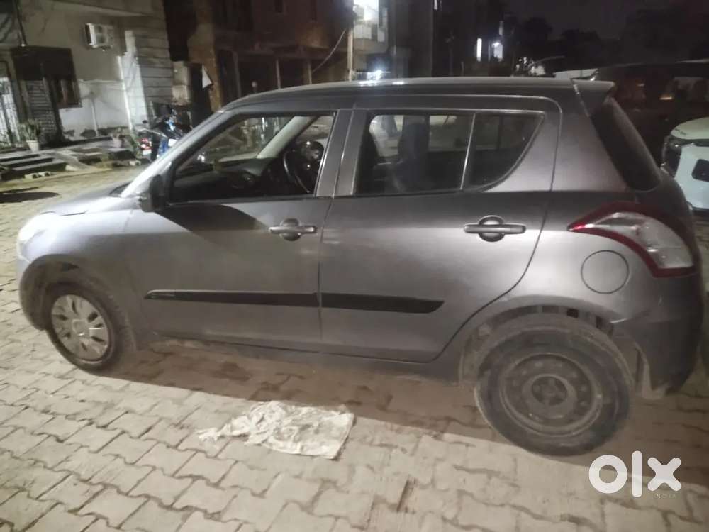 Maruti Swift Vxi 2012