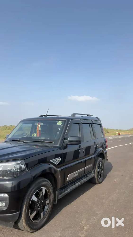 Scorpio S11
