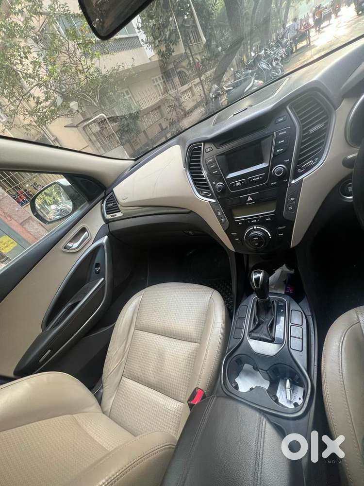 Hyundai Santa Fe 2014 Diesel 110000 Km Driven