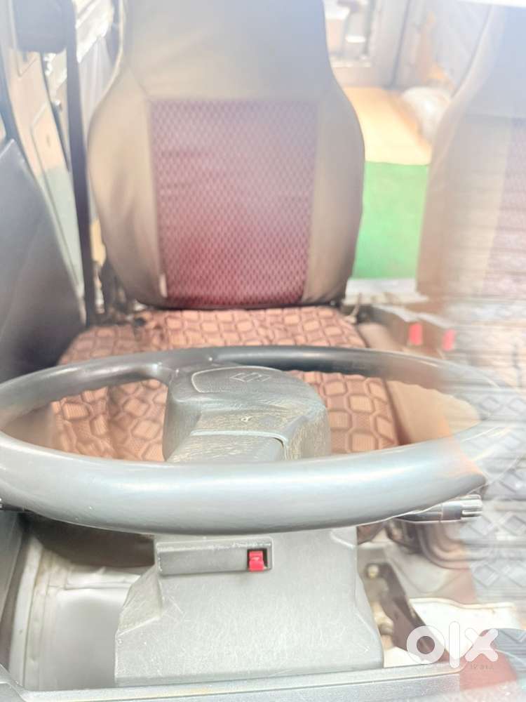 Maruti Suzuki Omni Petrol 2012