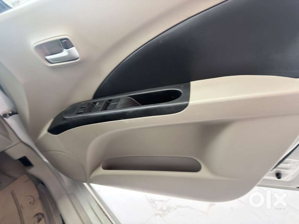 Maruti Suzuki Celerio 1.0 Vxi Amt, 2017, Petrol