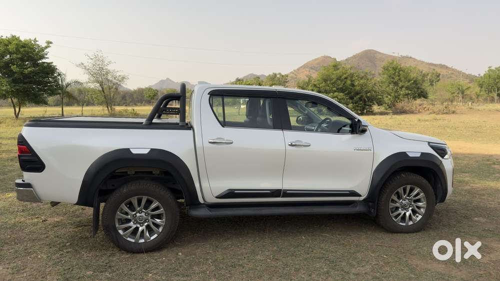 Toyota Hilux High Diesel Turbo Automatic, 2023, Diesel