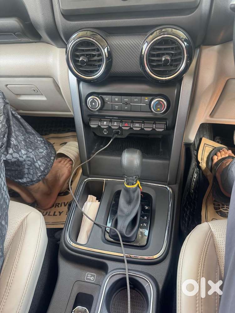 Mahindra Thar Roxx Ax5l Rwd Diesel At, 2025, Diesel