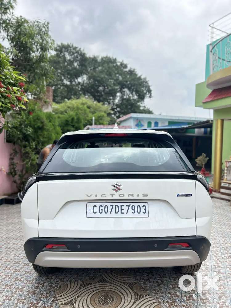 Maruti Suzuki Victoris Petrol 2026