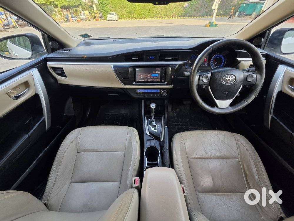 Toyota Corolla Altis Vl, 2014, Petrol