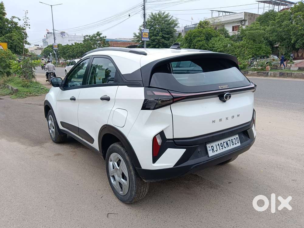 Tata Nexon Pure 1.5 Revotorq Diesel 6mt, 2024, Diesel