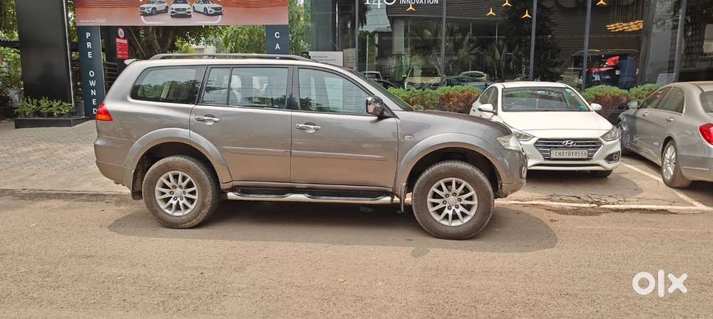 Mitsubishi Pajero Sport 2012