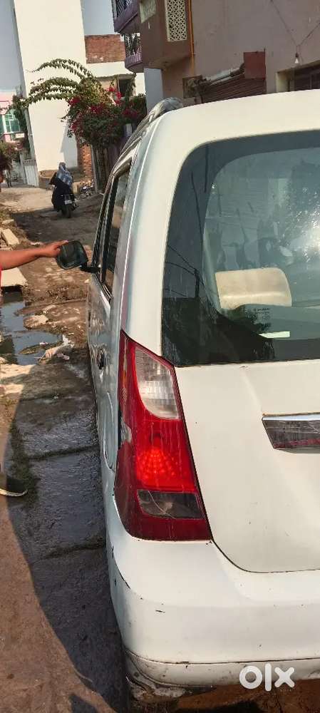 Maruti Suzuki Wagon R 1.0 2011