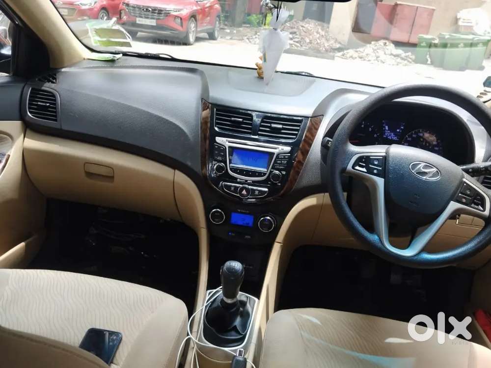 Hyundai Verna 2012 Petrol 60000 Km Driven