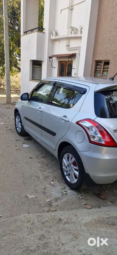 Maruti Suzuki Swift 2012
