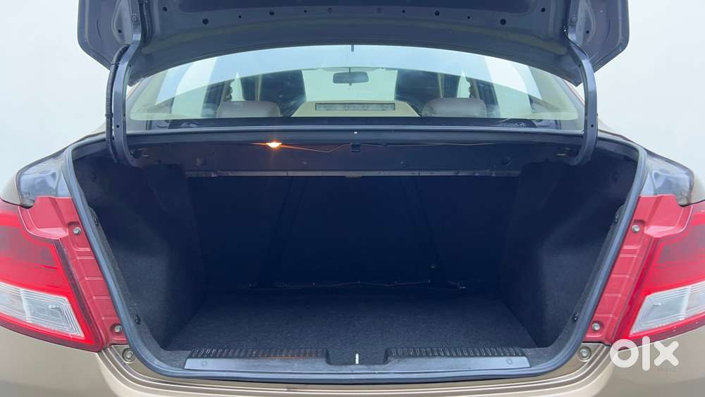 Maruti Suzuki Dzire 1.2 Vxi, 2019, Petrol