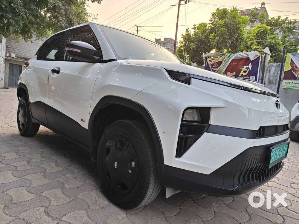 Tata Punch Ev Smart Plus, 2025, Electric