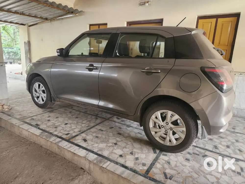 Maruti Suzuki Swift Zxi Automatic 2024