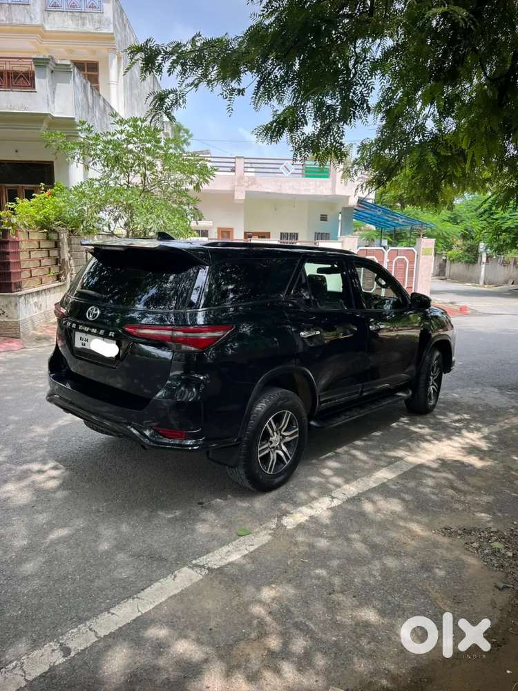 Toyota Fortuner Legender 2018 Diesel Well Maintained
