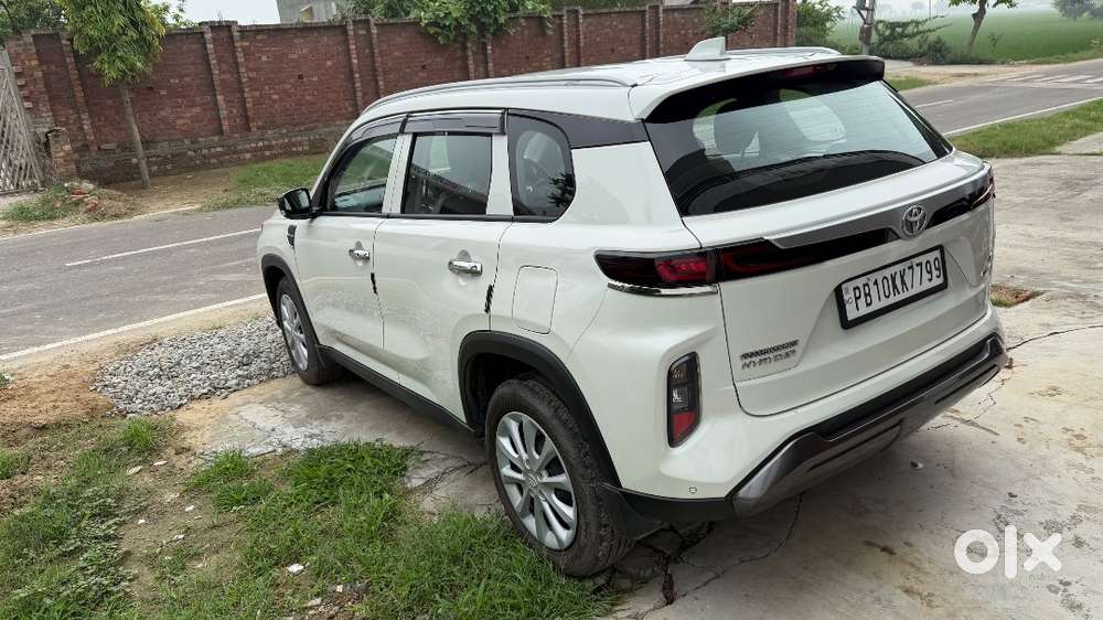 Toyota Urban Cruiser Hyryder 2025/2026 Petrol Excellent  Condition