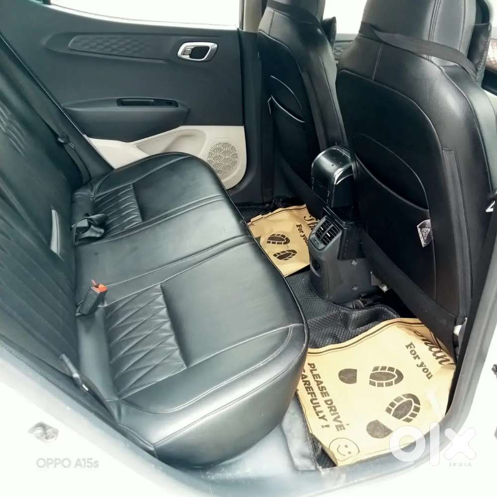 2nd Owner Hyundai Aura 2023 Variant Sx Cng