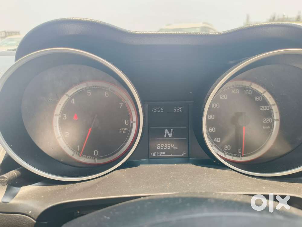 Maruti Suzuki Swift 2018 Amt Vxi, 2018, Petrol