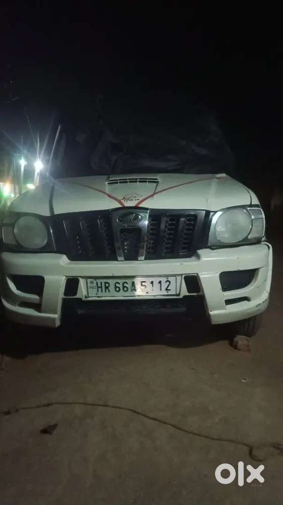 Mahindra Scorpio 2014 Diesel 100000 Km Driven