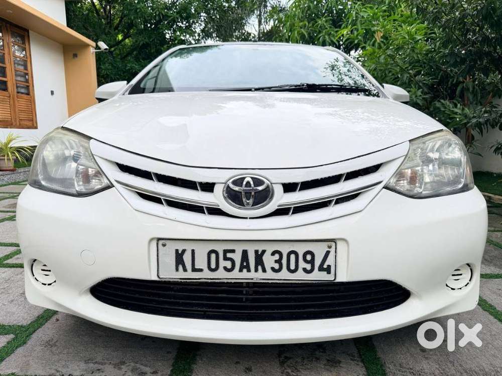 Toyota Etios Liva 2013-2014 G, 2014, Petrol