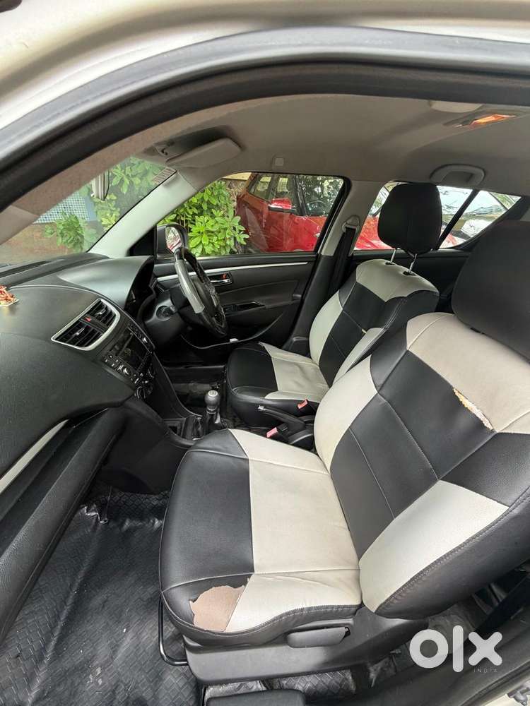 Maruti Suzuki Swift Vxi With Abs, 2011, Petrol