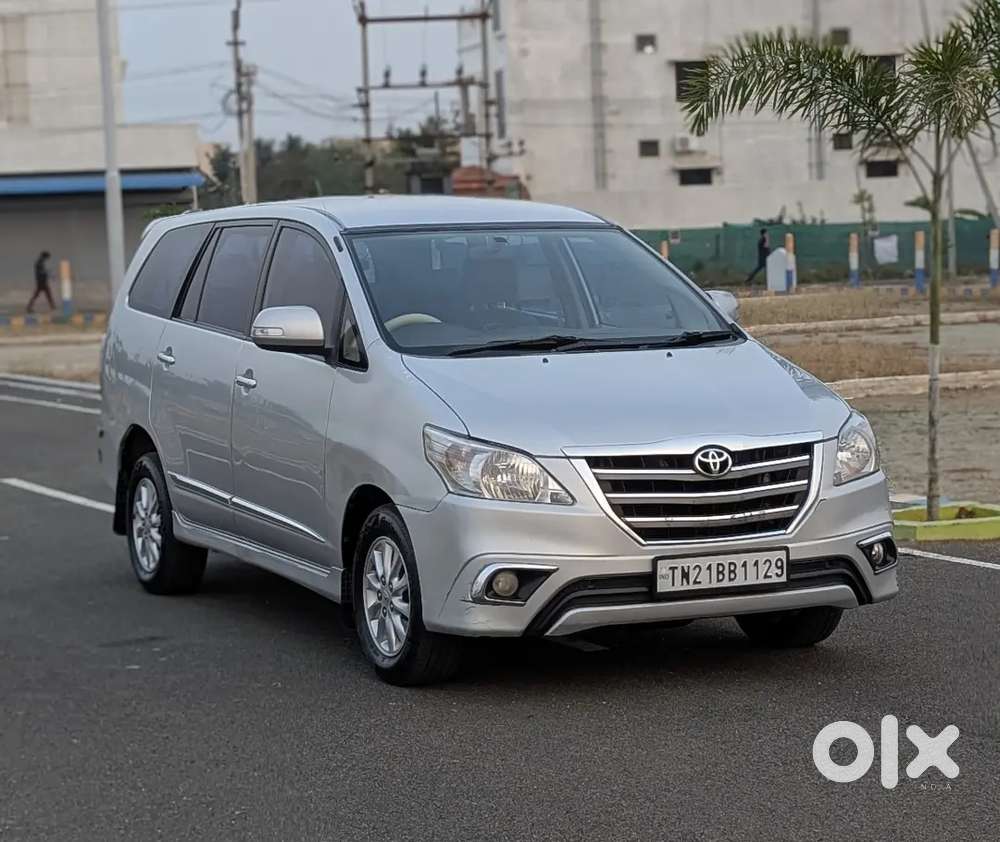 Toyota Innova 2014 Diesel Well Maintained