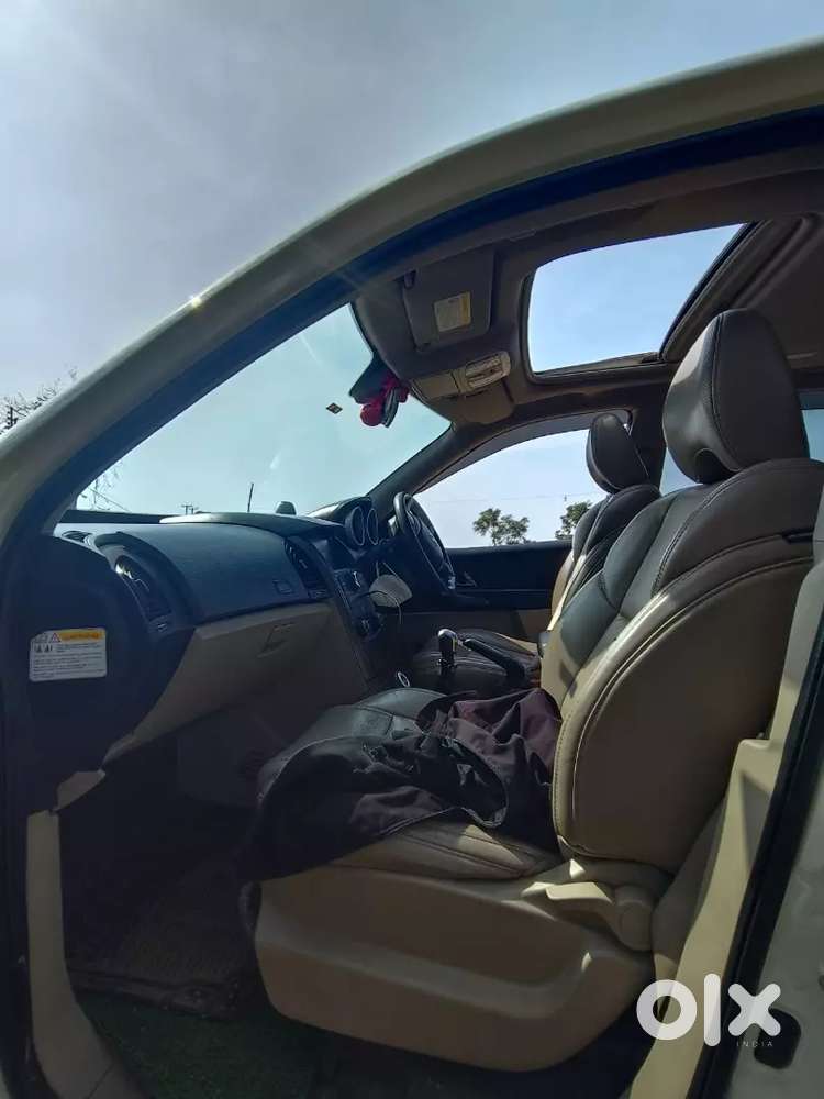 Mahindra Xuv500 2017 Diesel 155000 Km Driven