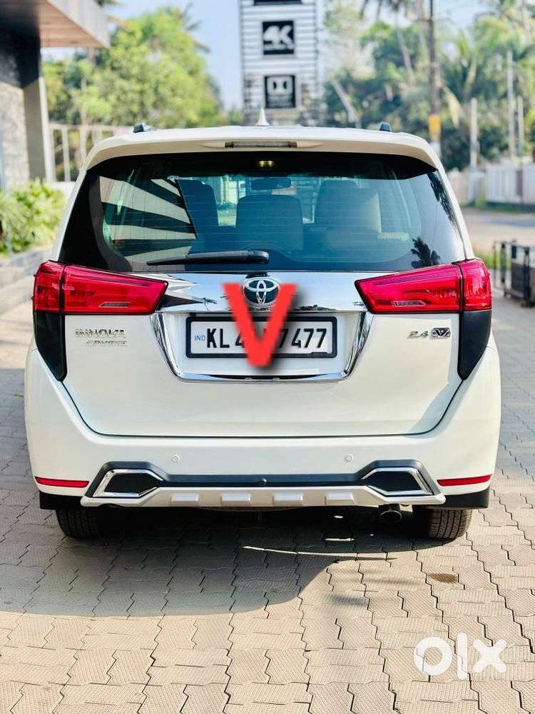 Toyota Innova Crysta 2.7 Vx Mt, 2017, Diesel