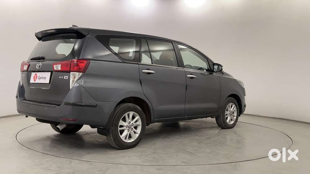 Toyota Innova Crysta 2.4 V 8 Str, 2018, Diesel