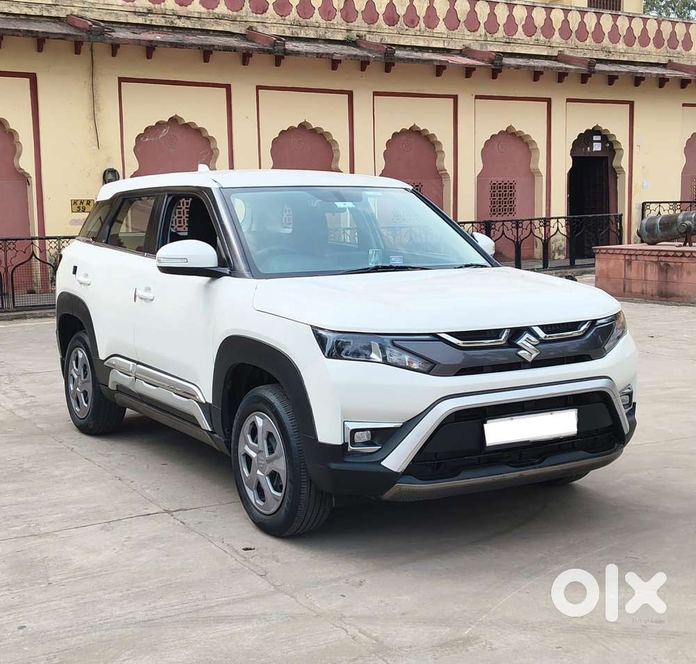 Maruti Suzuki Brezza 1.5 Vxi Smart Hybrid, 2023, Petrol