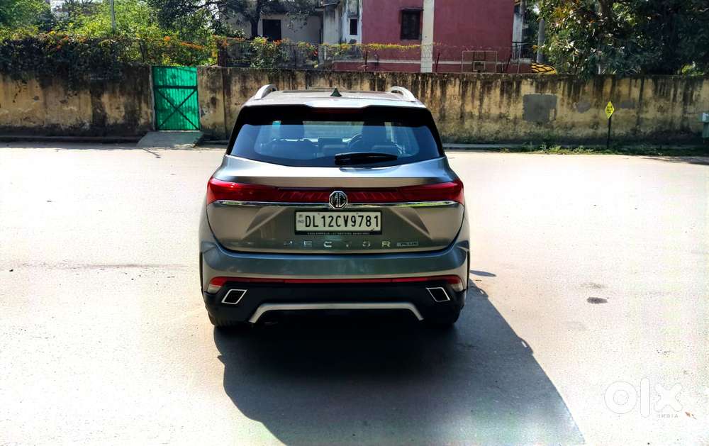 Mg Hector Plus Sharp Pro 1.5 Turbo Petrol Cvt 7 Str, 2023, Petrol