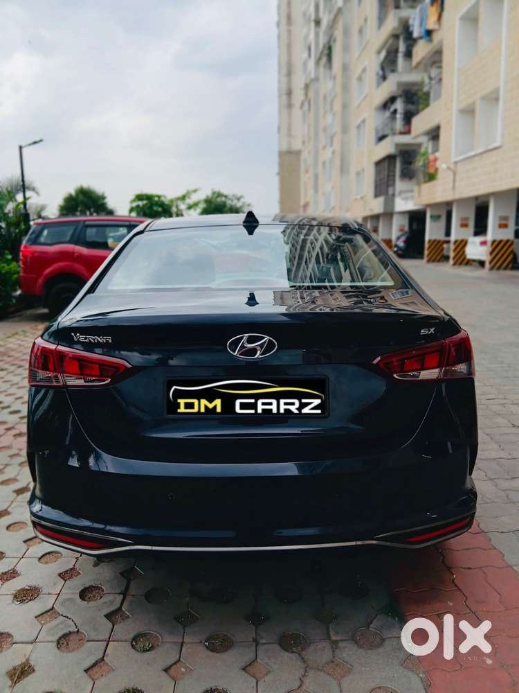 Hyundai Verna 1.5 Sx (o) Petrol Mt, 2022, Petrol