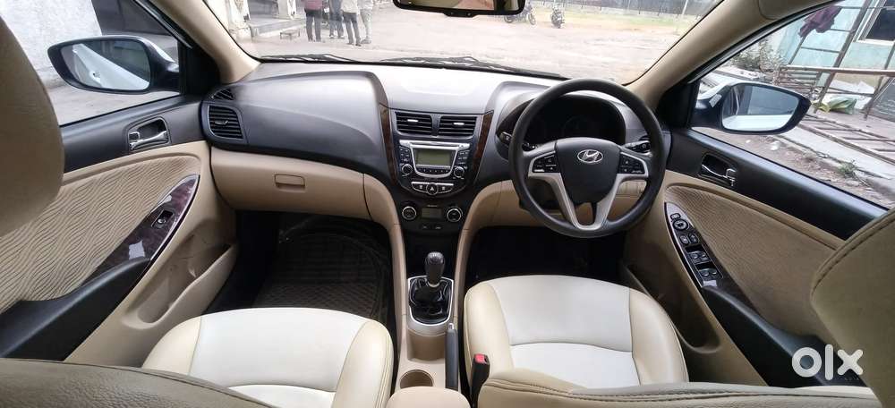 Hyundai Verna Fluidic 1.6 Vtvt Sx, 2013, Petrol