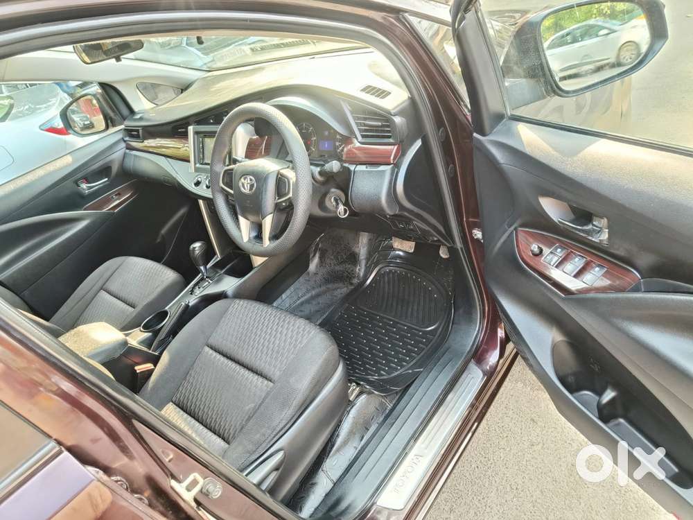 Toyota Innova Crysta