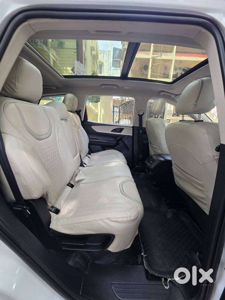 Mahindra Xuv700 2.2 Ax 7 Diesel Mt Str, 2022, Diesel
