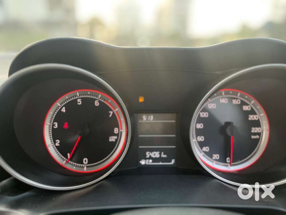 Maruti Suzuki Swift Vxi, 2018, Petrol