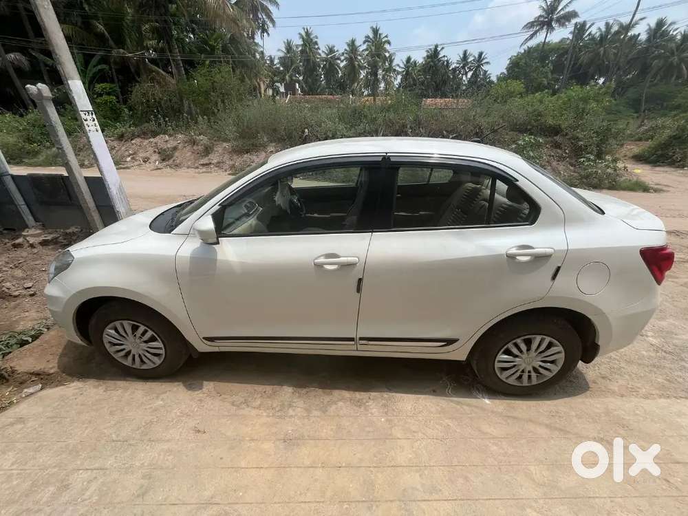Maruti Suzuki Dzire 2022 Petrol 40000 Km Driven