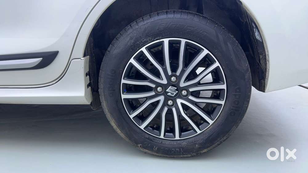 Maruti Suzuki Dzire Zxi Plus Ags, 2022, Petrol