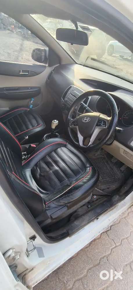 Hyundai I20 2012 Diesel 97000 Km Driven